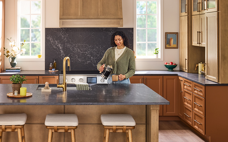 Carbo Brushed, VIATERA - Quartz Countertops | LX Hausys US